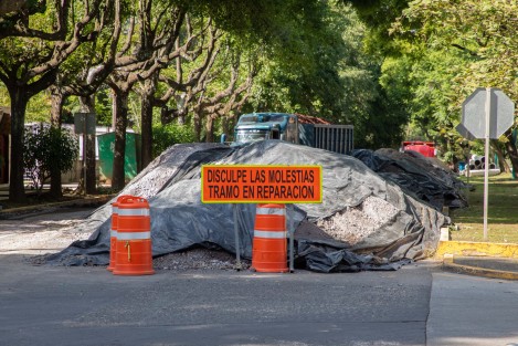 Ante el avance constructivo que registra la obra de rehabilitación integral de la avenida Adolfo Ruiz Cortines, a partir de hoy inició la intervención del tramo comprendido entre la avenida Acueducto y la calle Pelícano, por lo que se exhorta a la población a extremar precauciones.