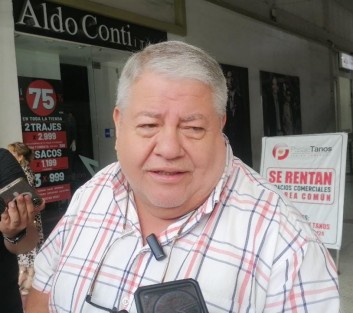 El senador electo Manuel Huerta Ladrón de Guevara consideró que la Fiscalía General del Estado no puede seguir operando con lentitud, opacidad y con los mecanismos que ya han sido criticados. Aclaró que para mejorar la procuración de justicia en Veracruz, no basta con cambiar a la persona encargada, sino que se requiere de una reforma profunda a la Fiscalía General, así como se pretende con el Poder Judicial.