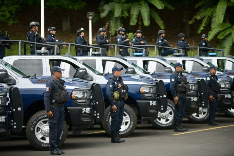 Refuerza Gobierno el parque vehicular para la seguridad y protección ciudadana con  47 camionetas RAM 4×4, motor V8 acondicionadas con torretas LED de última generación, sirena de 100 watts, radio de comunicación y GPS para monitoreo de la ubicación y velocidad de desplazamiento, adquiridas con el Fondo de Aportaciones para la Seguridad Pública 2024. 