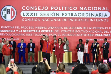 Con una arrolladora votación de sus consejeros, Alito Morenoconsumó su reelección como dirigente nacional del PRI.  
