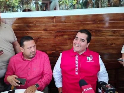 Nostálgico por los informes de los gobernadores priistas se notó al dirigente estatal Adolfo Ramírez Arana, quien lamentó que no hubiera como en otros tiempos, congregación de ciudadanos afuera del recinto sede del informe. 