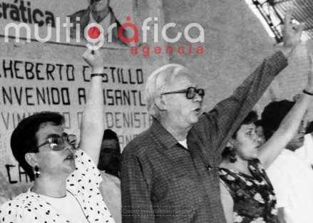 De las que estuvieron ahí al lado del Ingeniero, al pie de lucha, la maestra Gloria Sánchez. 