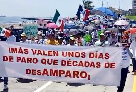 Marcha en la conurbación Veracruz-Boca del Río por parte de trabajadores del Poder Judicial. 