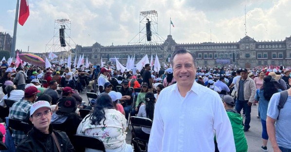 El Gobernador de Veracruz, Cuitláhuac García Jiménez, hizo constar en redes sociales su presencia en la CDMX para atender el último informe de Gobierno del Presidente Andrés Manuel López Obrador. 