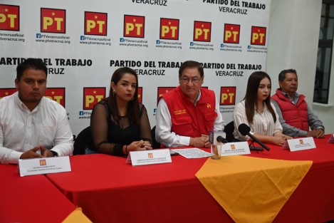 El Coordinador de la Comisión Ejecutiva Estatal del Partido del Trabajo (PT), Vicente Aguilar Aguilar, consideró que el Presidente Andrés Manuel López Obrador se puede ir tranquilo, ya que en sus seis años de gobierno fue cercano a la gente, protegió a los que menos tenían. 