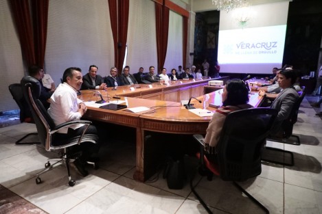 Con una inversión de 40 millones de pesos, el Gobierno del Estado junto con la Secretaría de Medio Ambiente y Recursos Naturales y la empresa Constellation Brands realizarán un proyecto de reforestación inédito al proteger mil 800 hectáreas del Pico de Orizaba, fundamentales para la generación de recursos hídricos.