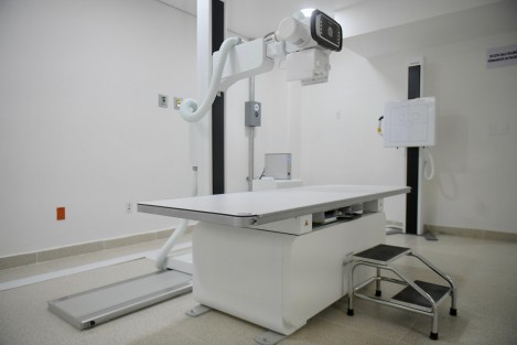 Luego de 15 años de abandono, la unidad funcionará las 24 horas, los siete días de la semana, en ocho consultorios y áreas de urgencias, quirófano, sala de expulsión, consulta externa, odontología, estimulación temprana, rayos X, ultrasonido, laboratorio y mastografía, mediante una plantilla laboral de 274 personas.