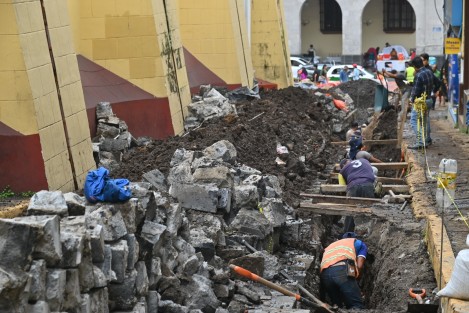 Así avanzan los trabajos de cambio de drenaje en la calle Revolución del centro de la ciudad, 