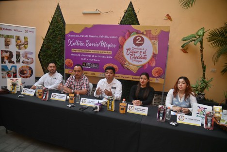 Con el objetivo de impulsar la industria local del chocolate y promover la cultura del cacao, funcionariado de las direcciones de Turismo y Juventud invitan a participar en la segunda Demostración de Cacao y Chocolate Veracruzano, que se celebrará el 19 y 20 de octubre en la explanada del Barrio Mágico de Xallitic.