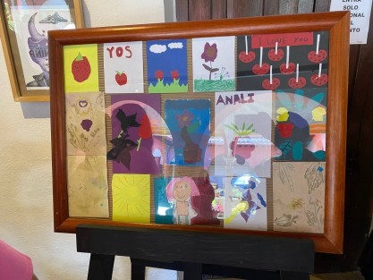 En el Centro Recreativo, las asociaciones civiles AHF México y Matraca presentaron la exposición Las niñas en acción con el arte, en el marco del Día Internacional de la Niña.