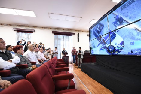 El Alcalde también destacó que Xalapa es el primer Ayuntamiento del estado en implementar este tipo de herramientas que ofrecerán seguridad tanto a los elementos como a los ciudadanos, ya que toda intervención quedará grabada y será monitoreada por el área de Asuntos Internos que operará en el Departamento de Control y Comando (C-2) de la Policía.