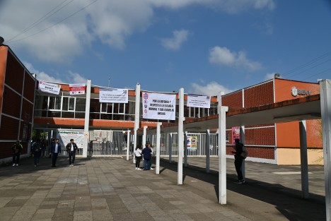 Directivos y maestros de la Benemérita Escuela Normal Veracruzana 