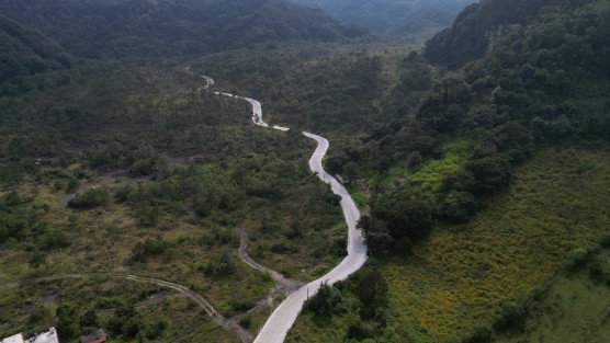 Son tres obras que representan una inversión de 66.8 millones de pesos y suman al récord de acciones en el sexenio, mejoran significativamente la comunicación y fomentan el crecimiento económico en la región Capital.