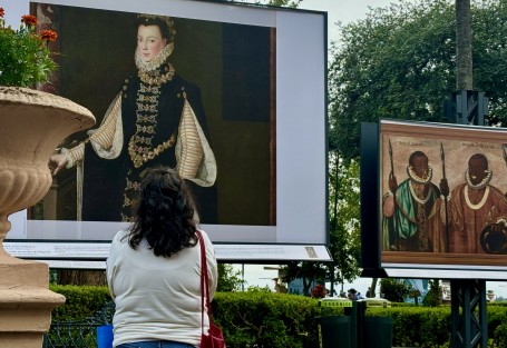A unos días de que sea retirada, la exposición del Museo Del Prado en el parque  Juárez sigue siendo muy visitada.