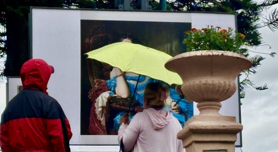 A unos días de que sea retirada, la exposición del Museo Del Prado en el parque  Juárez sigue siendo muy visitada.