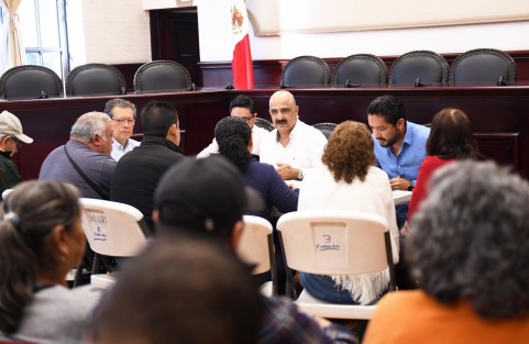 El Ayuntamiento de Xalapa informa que por agenda de trabajo del presidente municipal Ricardo Ahued Bardahuil, el Programa de Audiencias Ciudadanas se suspenderá el lunes 4 de noviembre y se reanudará el lunes 11 de noviembre.