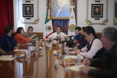 Durante la mesa de seguridad y protección ciudadana realizada este viernes 1 de noviembre, Protección Civil informó sobre las acciones que continúan en el sur del estado sobre la contingencia climatológica reciente. 