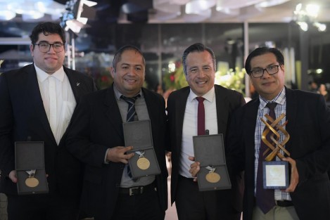  En un trabajo coordinado con la revista México Desconocido y Grupo Expansión, se entregaron reconocimientos a lo más importante del sector turístico en la,   5ta edición del Galardón Turístico Mi Veracruz 2024que difunde y promueve al Estado trascendiendo fronteras e incentivando la competitividad, excelencia y el reconocimiento en el sector de los viajes y el turismo. 
