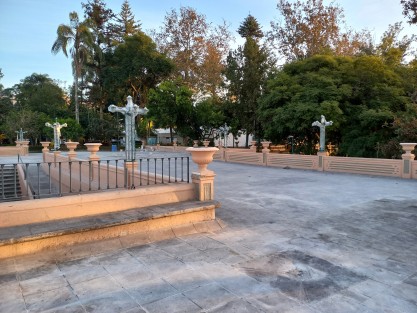 Nuevamente abierto el mirador del parque Juárez. Faltan detalles en las lámparas, pero vuelve a haber libre acceso. 