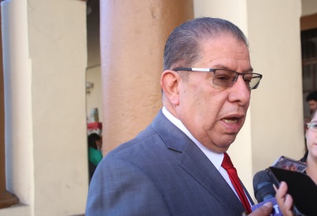 José Manuel Pozos Castro, próximo titular de la Subsecretaría del Gobierno,  indicó que el proceso de entrega-recepción se está dando en buenos términos. Personalmente estoy revisando las áreas que corresponden a la subsecretaría y se está dando en un proceso terso, en un proceso de respeto, como nos ha indicado la Gobernadora.