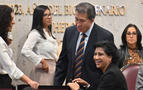 Diputados compartieron con sus pares. 