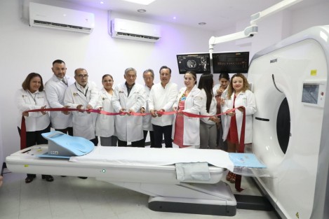 El Hospital Dr. Gerardo Díaz Morales, en Nautla, Ver.,  inicia esta semana sus operaciones y deja clara la política de honestidad y cero, afirmó el Gobernador Cuitláhuac García.