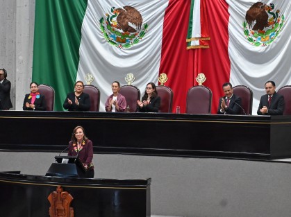 Marcando un hito en la historia, Rocío Nahle García rindió protesta como la primera gobernadora constitucional de Veracruz, en sesión solemne de LXVII Legislatura del Congreso del Estado, iniciando el periodo de Gobierno del 1 de diciembre de 2024 al 30 de noviembre de 2030.