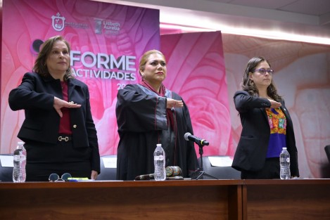 La LXVII Legislatura de Veracruz, por conducto de la presidenta de la Mesa Directiva, diputada Tanya Carola Viveros Cházaro, y del presidente de la Junta de Coordinación Política (Jucopo), diputado Esteban Bautista Hernández, atestiguó el segundo informe de labores de la magistrada Lisbeth Aurelia Jiménez Aguirre, presidenta del Tribunal Superior de Justicia y del Consejo de la Judicatura del Poder Judicial del estado de Veracruz.