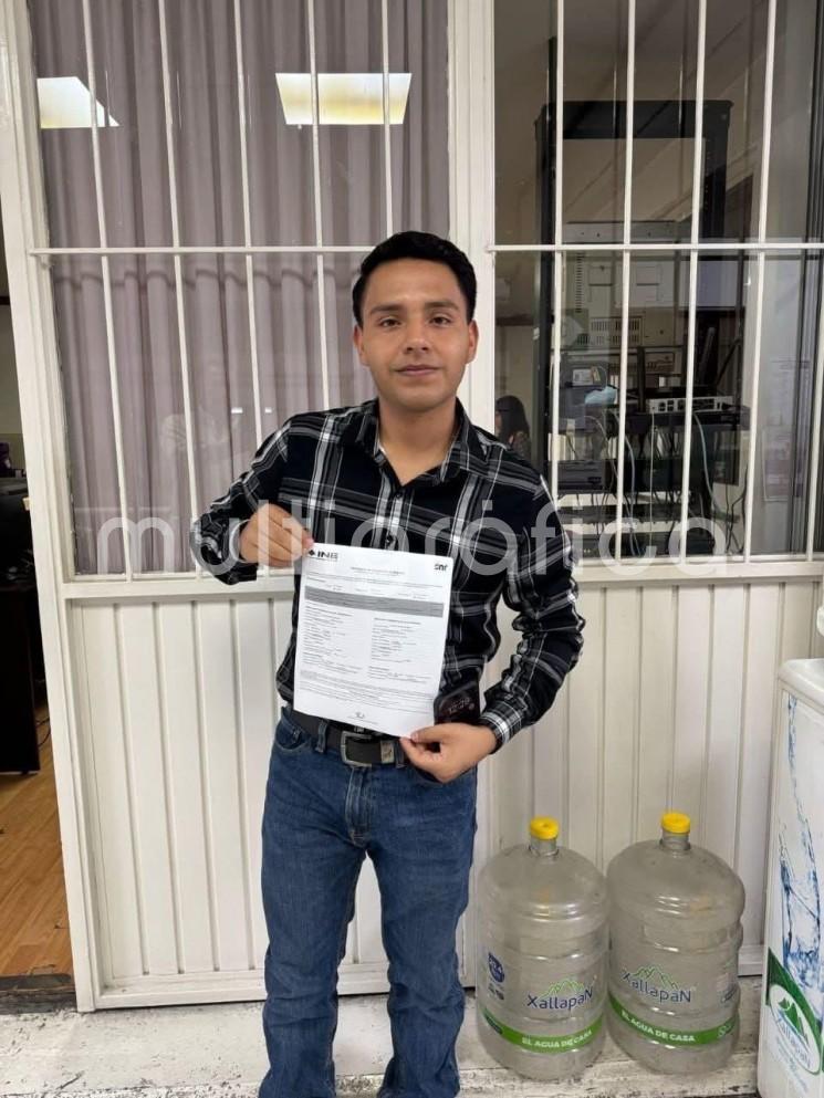 Este Sábado 03 de Mayo del presente año y tras, perder realizarse una reunión extraordinaria y urgente por parte del OPLE fue designado Ramón Valencia Pérez.
Cómo nuevo candidato de la coalición “Sigamos Haciendo Historia” conformada por los partidos MORENA Y PVEM en el municipio de Coxquihui, 
