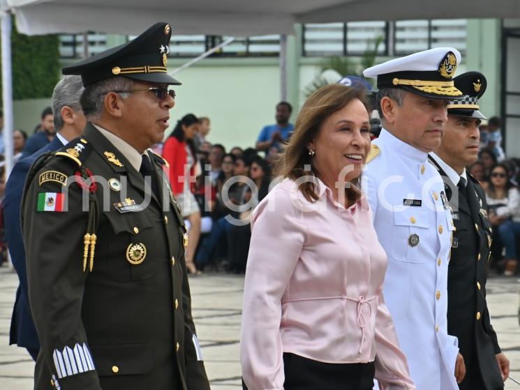 El Gobierno de Veracruz y la Secretaría de la Defensa Nacional conmemoraron el 163 aniversario de la Batalla de Puebla, recordando la valentía del pueblo mexicano que, con apenas dos mil soldados al mando del general Ignacio Zaragoza, enfrentó y venció al poderoso ejército francés.