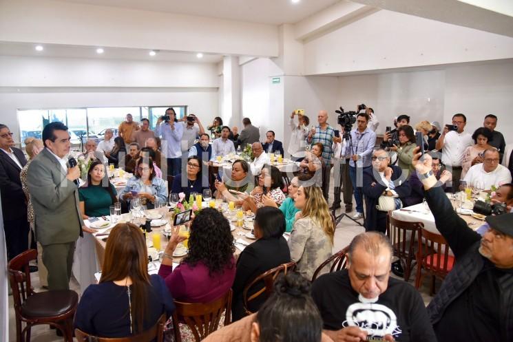 El valor de la prensa radica en que sin una voz crítica el servicio de los diferentes órdenes de gobierno sería un caos, afirmó el presidente de la Junta de Coordinación Política (Jucopo) de la LXVII Legislatura, diputado Esteban Bautista Hernández, en el tradicional convivio anual con los representantes de los medios de comunicación, con motivo del Día de la Libertad de Expresión, que se conmemora cada 7 de junio.