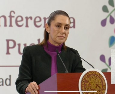 La presidenta de México, Claudia Sheinbaum Pardo, informó este lunes sobre el desmantelamiento de una red criminal dedicada al robo y comercialización ilícita de hidrocarburos, en un operativo que dejó 32 personas detenidas.