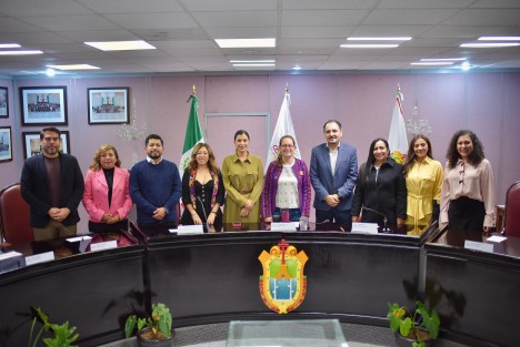En cumplimiento con la normatividad interna del Congreso del Estado, establecida en la Constitución Política local, la Ley Orgánica del Poder Legislativo y en el Reglamento para el Gobierno Interior, se realizó la instalación de la Diputación Permanente que funcionará durante el Segundo Receso del Primer Año de Ejercicio Constitucional, que comprenderá los meses de julio y agosto de este año.

 