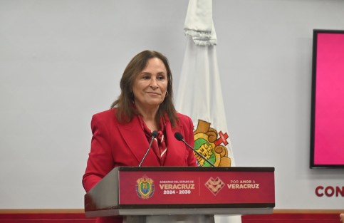La estrategia Veracruzana Protegida, impulsada por el Gobierno del Estado y el Tribunal Superior de Justicia, desde el pasado 8 de marzo, ha brindado protección legal y física a más de 360 mujeres en situación de riesgo, informó la gobernadora Rocío Nahle durante la conferencia de prensa.
