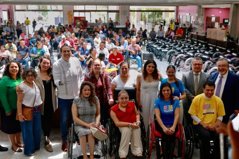 En el evento, organizado por la asociación Vida Independiente México, Tanya Carola Viveros la presidenta de la Mesa Directiva del Congreso se pronunció por la coordinación interinstitucional para dar mejores resultados.
