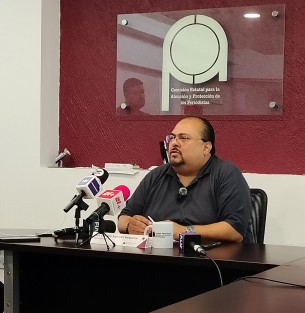 El presidente de la CEAPP, Luis Ramírez Baqueiro, urgió al Congreso del Estado a incrementar el presupuesto del organismo o legislar para ampliar sus facultades, a fin de fortalecer la protección a periodistas y evitar sanciones injustas que atenten contra la libertad de expresión.