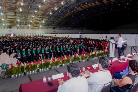 El presidente municipal de Boca del Río, Juan Manuel Unánue Abascal, refrendó su compromiso con la educación de los estudiantes boqueños, al destacar que su administración está y continuará impulsando acciones que fortalezcan el entorno escolar, además de promover mejores oportunidades para la juventud del municipio.

