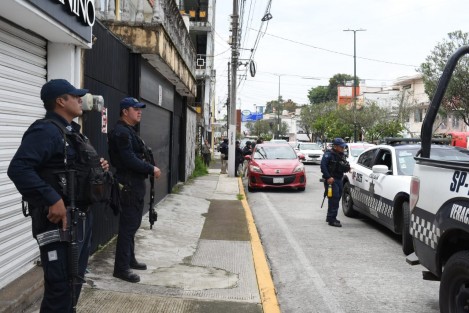 Tras activarse el Código Rojo por presunta privación de la libertad de una menor de edad en Miradores, municipio de Emiliano Zapata, operativo se extendió hasta la avenida Murillo Vidal de la Capital.
