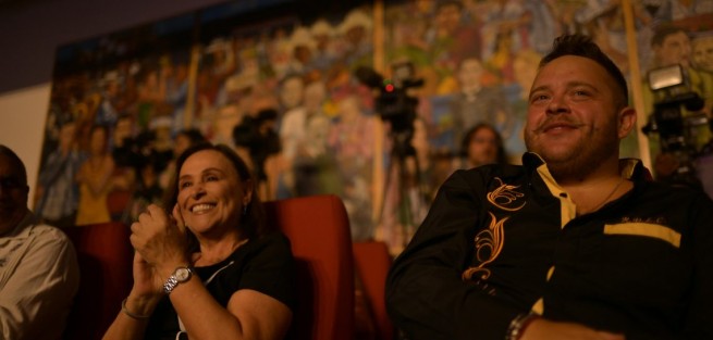 Con el talento de 14 finalistas seleccionados entre más de 100 aspirantes, se celebró con éxito el Concurso Jóvenes por el Bolero en el emblemático Teatro de la Reforma, el certamen marcó el inicio del Festival Internacional del Bolero en Veracruz, promovido por el Gobierno del Estado.
