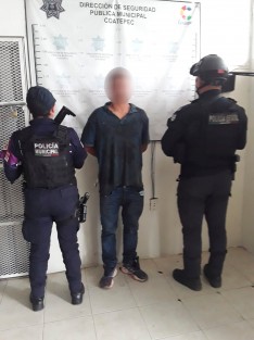 Las autoridades de Coatepec descartaron que el hombre que transportaba restos humanos (una cabeza humana), no esta relacionado con el crimen organizado.
 
