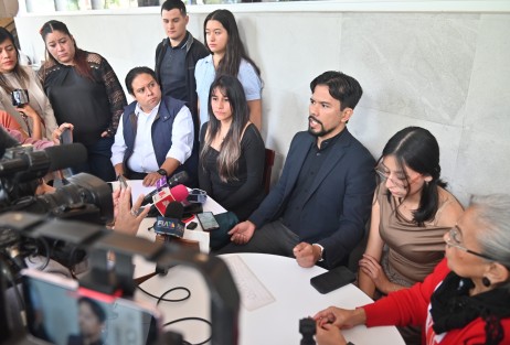 En conferencia de prensa encabezada por el regidor Carlos Rugerio Martínez, la doctora Karla Aketzalli Hernández Contreras detalló que este proyecto consiste en ofrecer evaluaciones neurológicas como electroencefalogramas y test de capacidades cognitivas de forma gratuita, para que las personas puedan acudir con dicha información con sus médicos tratantes y llevar un control más estricto de la enfermedad.
