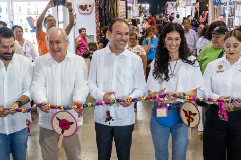 El alcalde de Boca del Río, Juan Manuel Unánue Abascal, afirmó que el municipio se ha consolidado como uno de los polos más importantes del sureste mexicano en materia de turismo de convenciones, eventos deportivos, exposiciones y conciertos masivos, gracias a su infraestructura moderna y su vocación de servicio.
