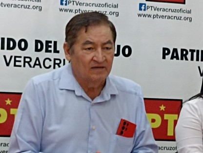 
En un diálogo institucional se establece el compromiso de respetar a los alcaldes electos del PT, quienes se sumarán al trabajo de la 4T para llevar bienestar a los veracruzanos: Vicente Aguilar.
