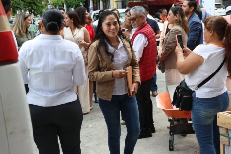 Adolfo Rodríguez Arana dirigentes estatal del PRI y alcaldes electos de este instituto político acudieron a Palacio de Gobierno para sostener un encuentro con la gobernadora Rocío Nahle.
