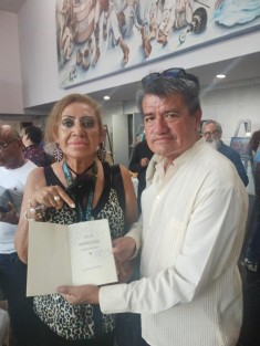 Nuestro corresponsal en la zona Totonacapan, Bernabé Vallejo, nos compartió este momento con la escritora internacional MASTER PHD DHC Estrella Fernández, a quien agradece profundamente los generosos conceptos sobre su labor literaria, durante el cuarto Foro Global 