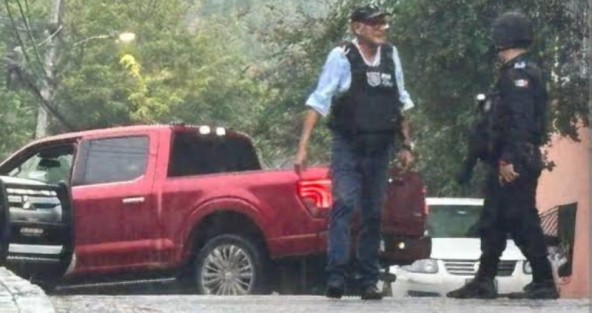 El padre del alcalde electo de este municipio Coxquihui, Lauro Becerra García, fue víctima de un atentado por sujetos armados y desconocidos.