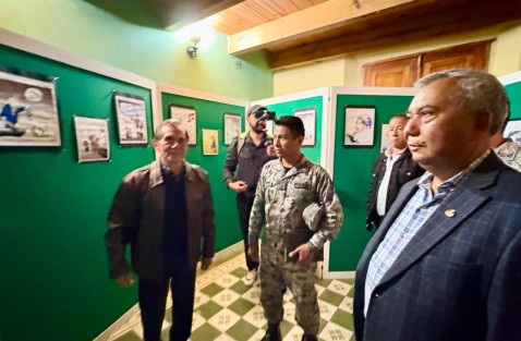 Como un merecido homenaje y en honor al profesionista ejemplar permanentemente comprometido con la justicia social y el desarrollo sustentable, fue inaugurada la casa de enlace del equipo de gobierno que ocupará la presidencia municipal de Banderilla, Ver., del primero de enero de 2026 al 31 de diciembre de 2029, con el nombre de Arnulfo Rodríguez González.