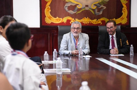  El deporte es fundamental para esta Administración, pues es una herramienta que impulsa el desarrollo integral de la niñez y contribuye a tener una mejor sociedad, afirmó el alcalde Alberto Islas Reyes, al recibir a integrantes de la asociación civil Densho-Juku, que fomenta la práctica tradicional del karate.