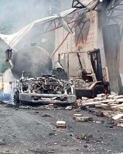 La tarde de este jueves, una fuerte explosión registrada en la localidad de Tlaltzala, perteneciente a este municipio, movilizó a cuerpos de emergencia, rescate y autoridades de los tres órdenes de gobierno.