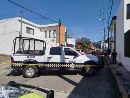 La mañana de este jueves, el director del Centro de Reinserción Social “La Toma”, ubicado en Amatlán de los Reyes, fue asesinado en un ataque armado mientras circulaba por el fraccionamiento Villa Verde, en Córdoba. 